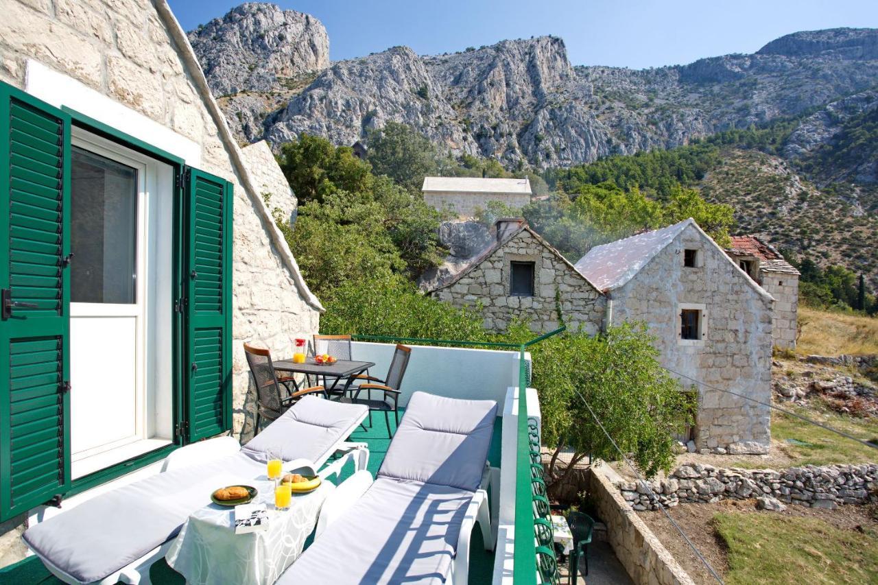 House Tina Omiš Exterior foto